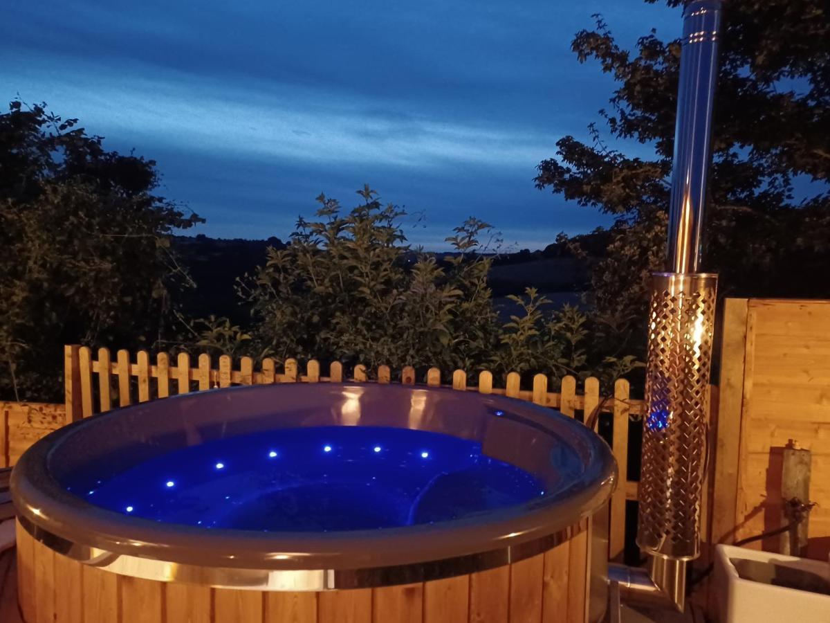 Norwell View Farm Glamping With Hot Tubs Hotel Bath Ngoại thất bức ảnh