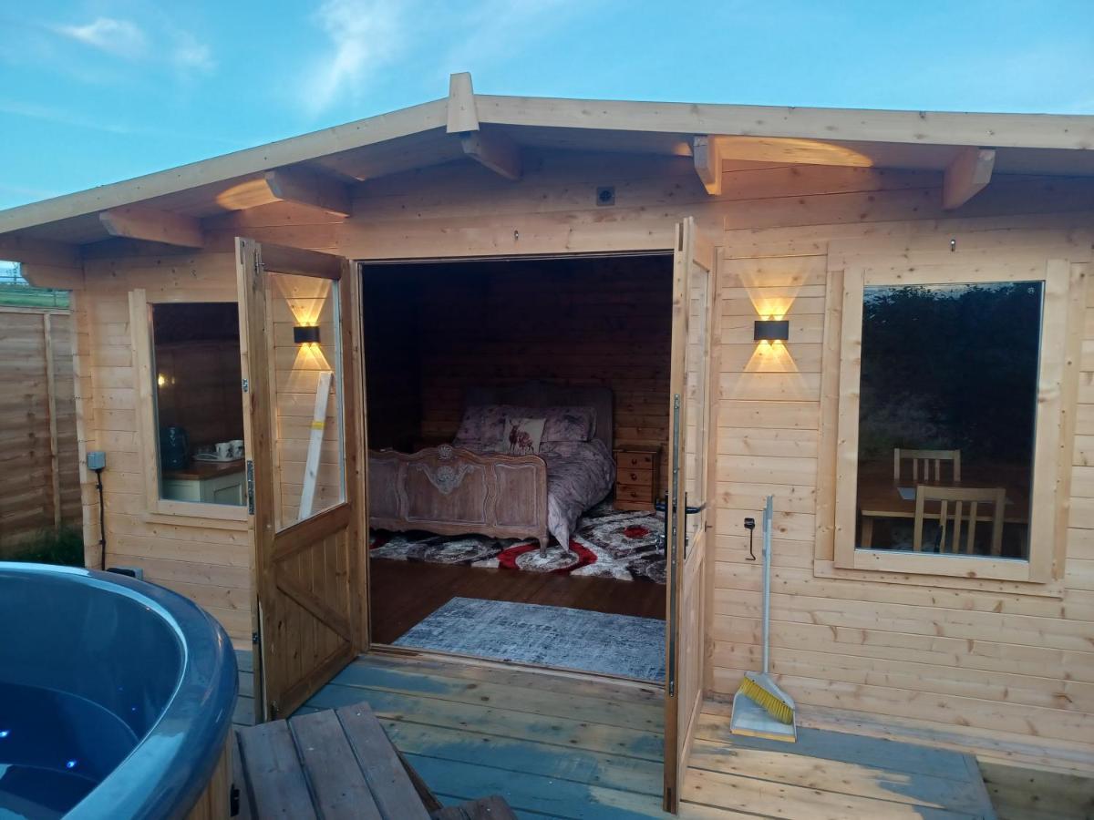 Norwell View Farm Glamping With Hot Tubs Hotel Bath Ngoại thất bức ảnh